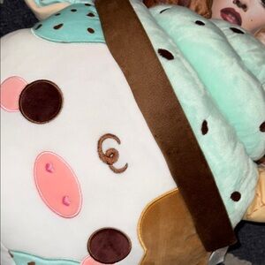 🐮🤎🐮• 🍪 Mint Choc Chip x Hug Sized 🍪 • 🤎🐮🤎